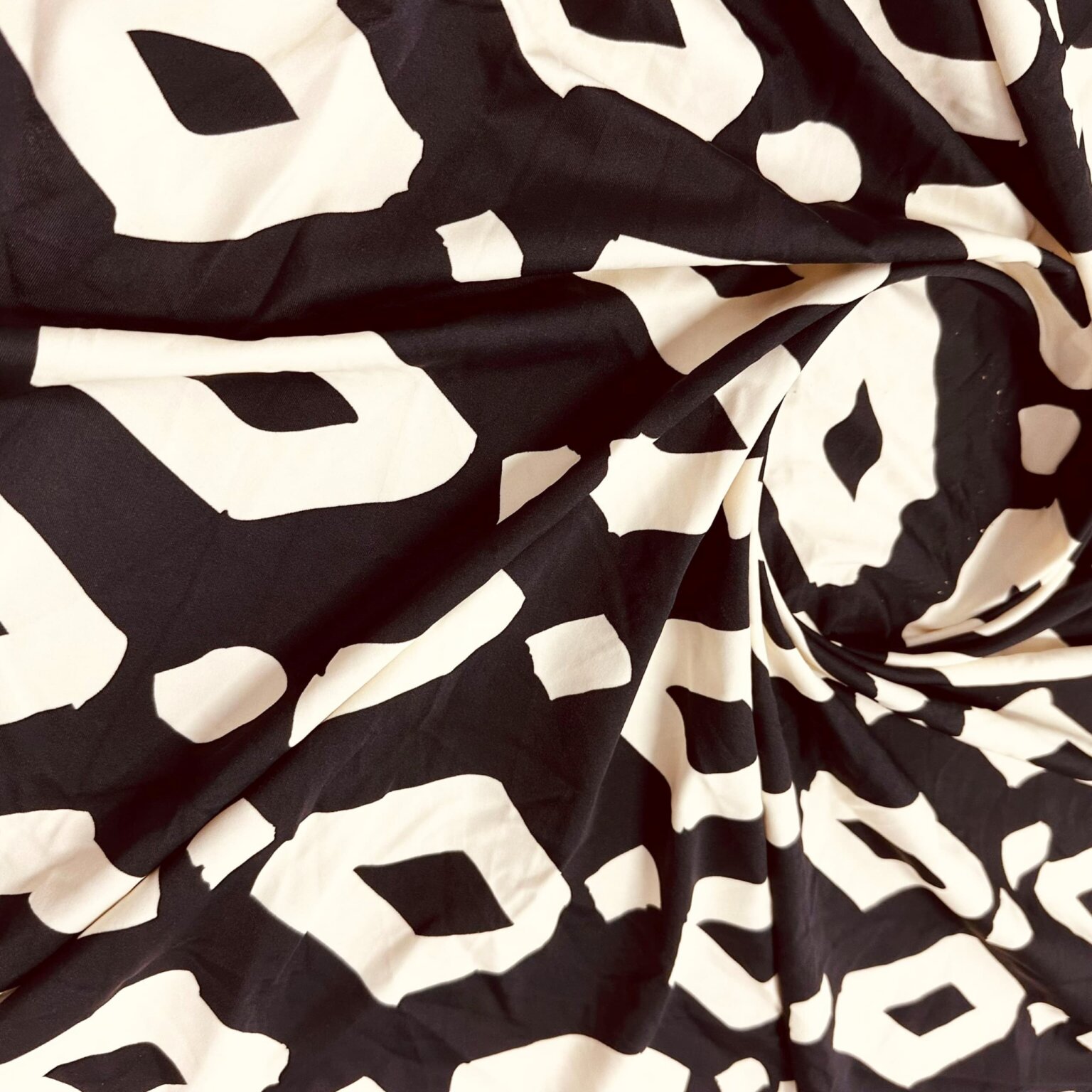 Geometric prints Archivos - Spandex Fabric
